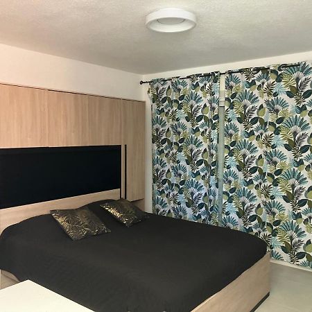 Studio Meuble Residence Estudom - Hibiscus - Universite De Кайен Екстериор снимка